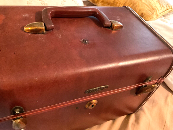 Vtg Samsonite Schwayder red Brown Faux Leather Train Case suitcase luggage mcm