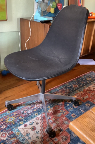 Vintage Herman Miller Eames black Fiberglass Shell Chair Swivel rolling Base MCM