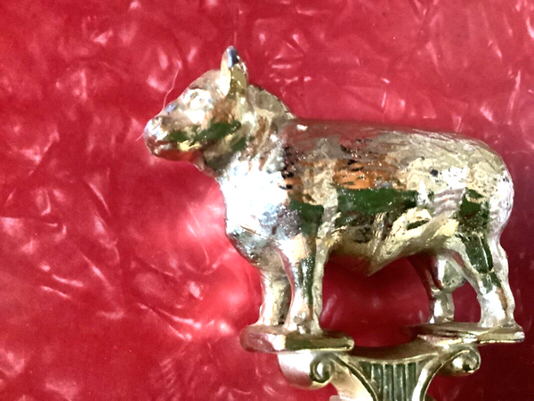 VTG Metal Cow / Bull Trophy Topper  Gold Tone Collectible Animal Decor