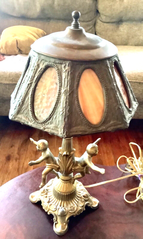 Antique Vtg cast Cherubs Table boudoir Lamp Slag Glass brass Shade angels