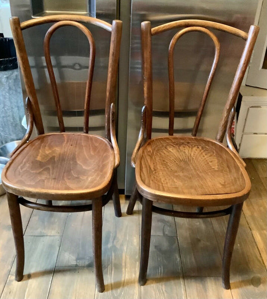 Vintage pair wood Bentwood Thonet Style Bistro Parlor Chair Can Seat