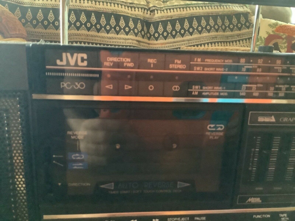 Boombox ghetto blaster jvc rc 440 radio cassette à Tourcoing | Clasf Boombox ghetto blaster jvc rc 440 radio cassette à Tourcoing | Clasf