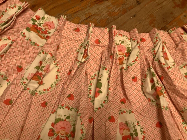 Vintage Strawberry Shortcake Curtain Drapes Panel hooks
