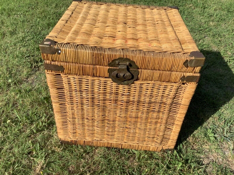 Vtg  Wicker Rattan Woven Trunk Chest box Brass Hardware Boho MCM storage table