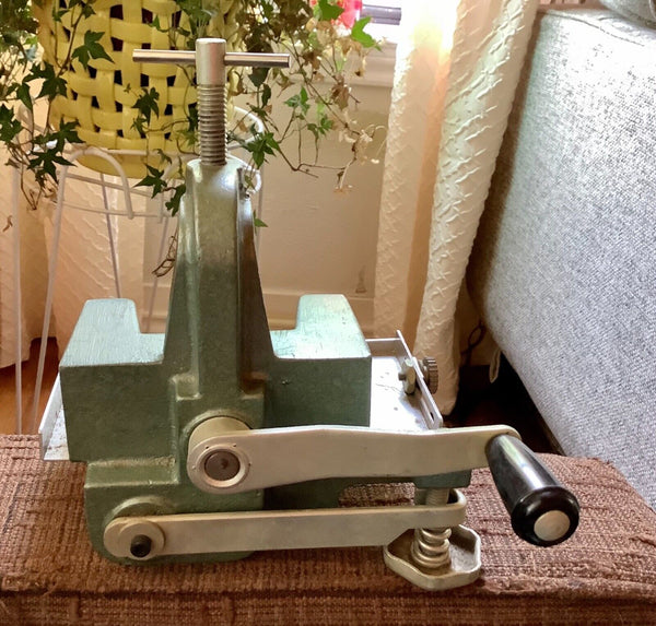 Vintage The Fraser Cloth Cutting Machine Model 500-1