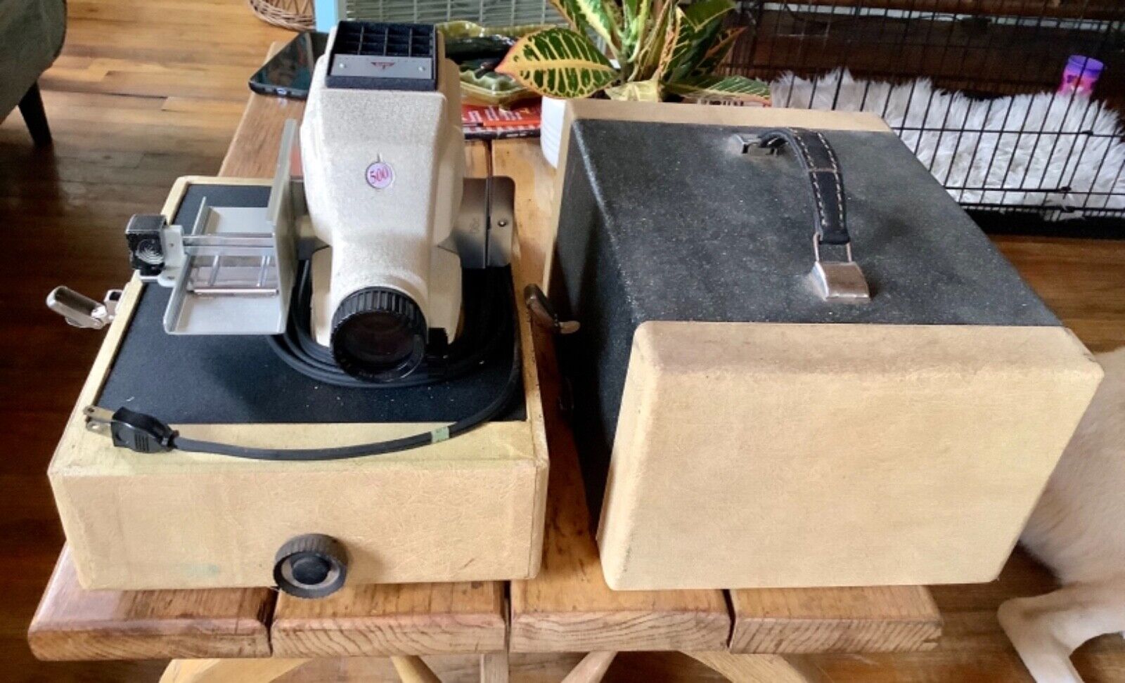 slide projector how it works