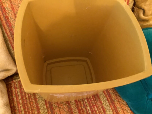 Vintage Waste Basket Lustro Ware Plastic rubber Retro Trash Can USA Made mcm