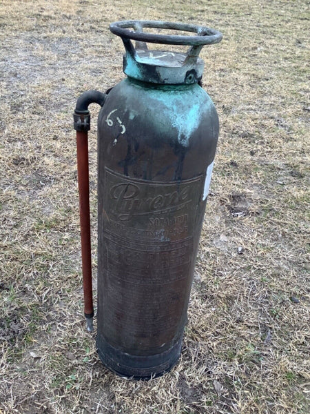 Antique Vintage Pyrene Fire Extinguisher Copper/brass   EMPTY
