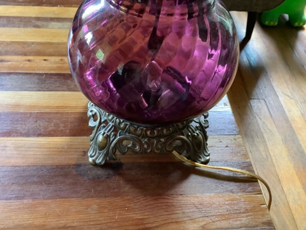 Vintage Amethyst Swirl Glass Hurricane Gwtw Electric Table Lamp shade purple