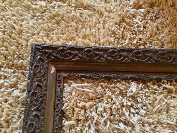 Large VINTAGE ANTIQUE GOLD FRAME GILT GESSO wood  Floral PICTURE FRAME