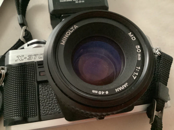 MINOLTA X 370 SLR Film Camera w/ Minolta 55mm Lens case manual  focal flash