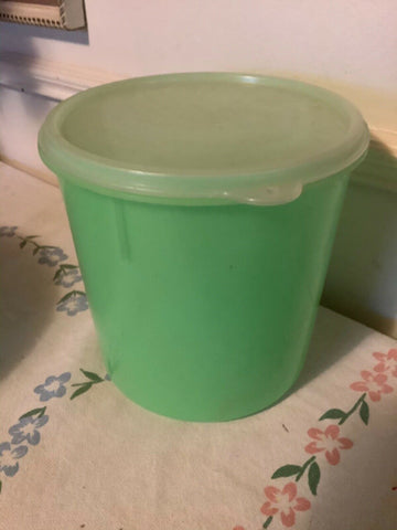 Vintage • Eagle SUPER SEAL green  Canister / Storage Container • Made In USA