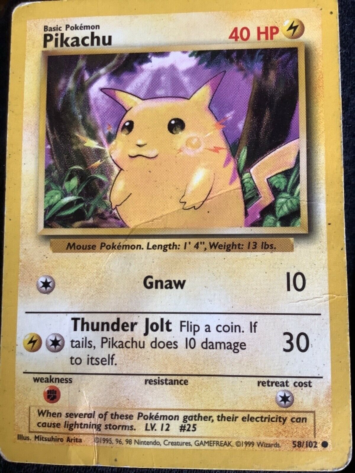 Pikachu 58/102 LP/NM Yellow Cheeks Base Set Non-Holo Pokemon Card