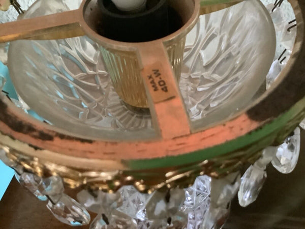 Vintage  etched Clear Glass crystal Prism Boudoir Table Lamp  Hurricane shade