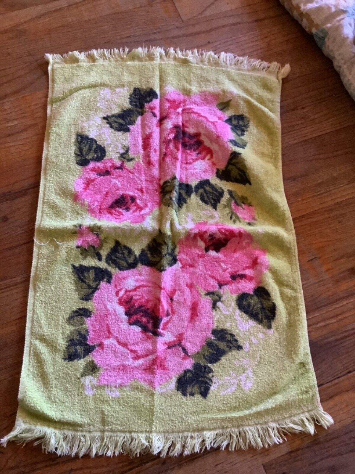 Vintage Bath Towel, Cannon Pink Roses, Cotton Terry Cloth, Vintage Bath  Size, Floral Printed One Side, Fringe Mod Boho, 1970's 