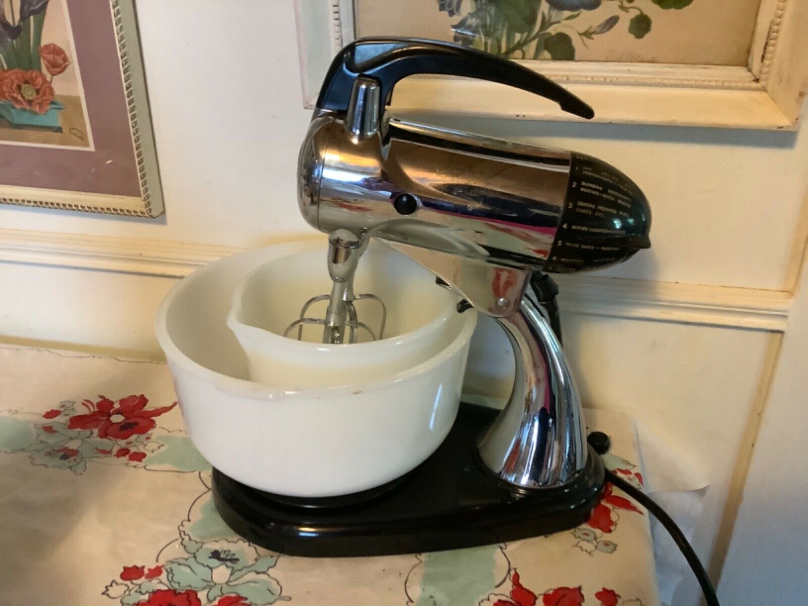 Sunbeam Mixmaster Mixer With Beaters Vintage 
