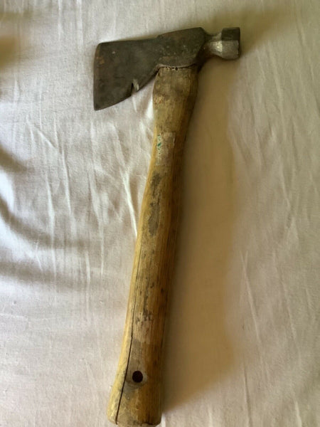 VTG Axe Carpenters Claw Hatchet Hammer Tomahawk Nail Puller