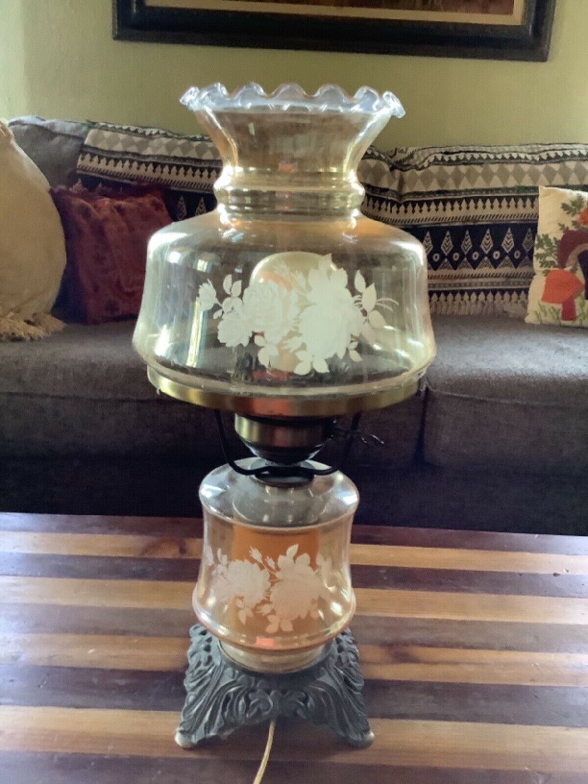 Vtg Iridescent amber roses Gone With The Wind parlor table Lamp Shade globe