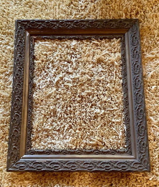 Large VINTAGE ANTIQUE GOLD FRAME GILT GESSO wood  Floral PICTURE FRAME