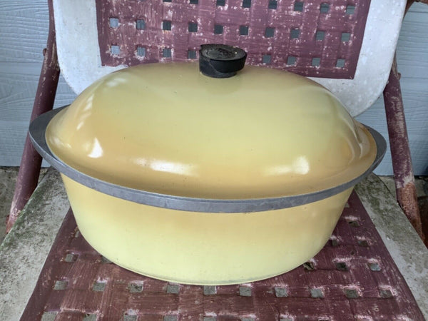 Vintage CLUB Aluminum Oval Yellow Enamel  Roaster Dutch Oven