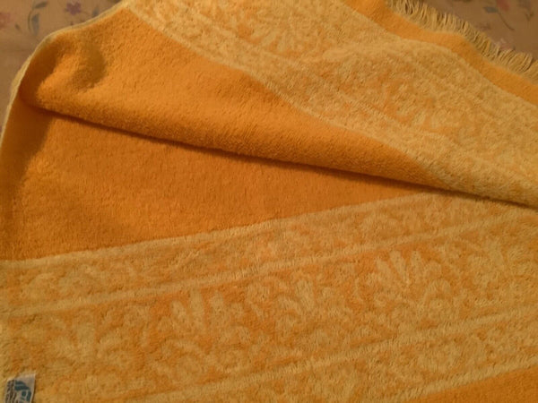 Vintage Fieldcrest Hand Bath Towel Yellow Orange Sculptured Fringe Reversible