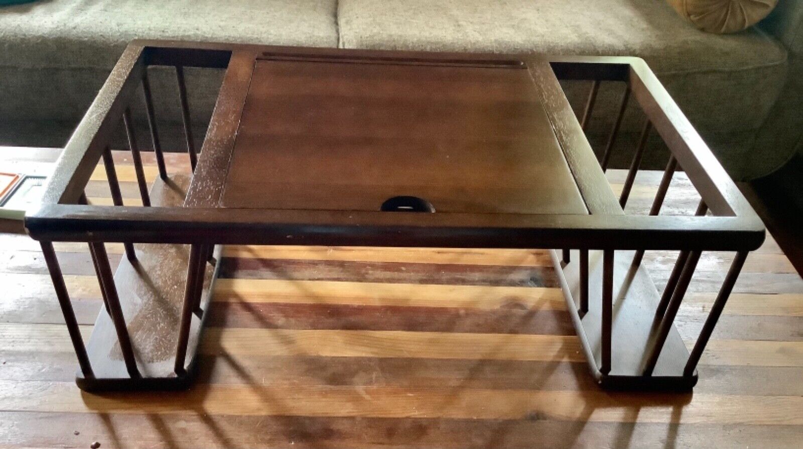 VTG Wood BREAKFAST BED lap tv TRAY LAPTOP TABLE spindle SIDE POCKETS