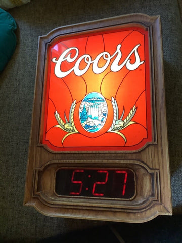 Vintage Coors beer advertising bar man cave Light Up wall Clock