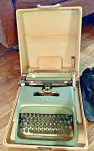 Vintage Olivetti Underwood Studio 44 Typewriter w/ Case, Papers & Cover