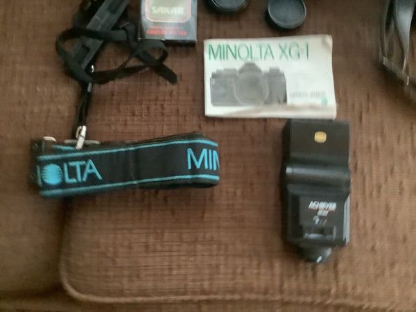 MINOLTA XG-1 35mm SLR w/45mm LENS CASE strap extras TESTED