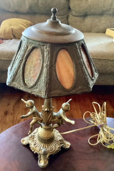 Antique Vintage cast Electric Cherubs Table boudoir Lamp Slag Glass brass Shade