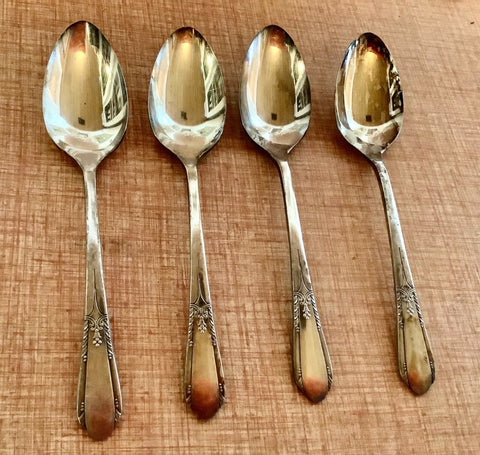 Lot 4 Spoons Wm Rogers IS - BELOVED Silverplate Flatware Silverware