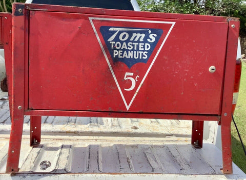 Vintage 1940s Tom's Toasted Peanuts Snack Vending Machine part 5 cents sign