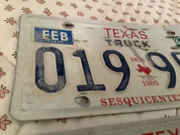 Vtg 1836 1986 TEXAS  PASSENGER  pair LICENSE PLATES 019 9GW Sesquicentennial