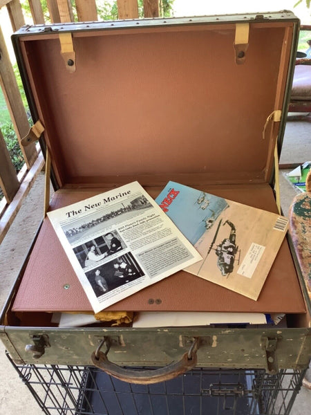 Vtg US Military Army marine Carrying Case Box Storage Chest full gulf war letter