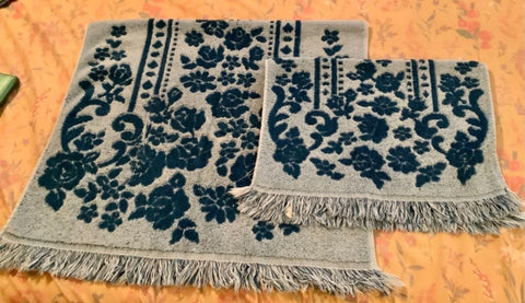 Vintage SEARS Flower blue Sculpted Floral Fringed Bath & hand All Cotton Towels