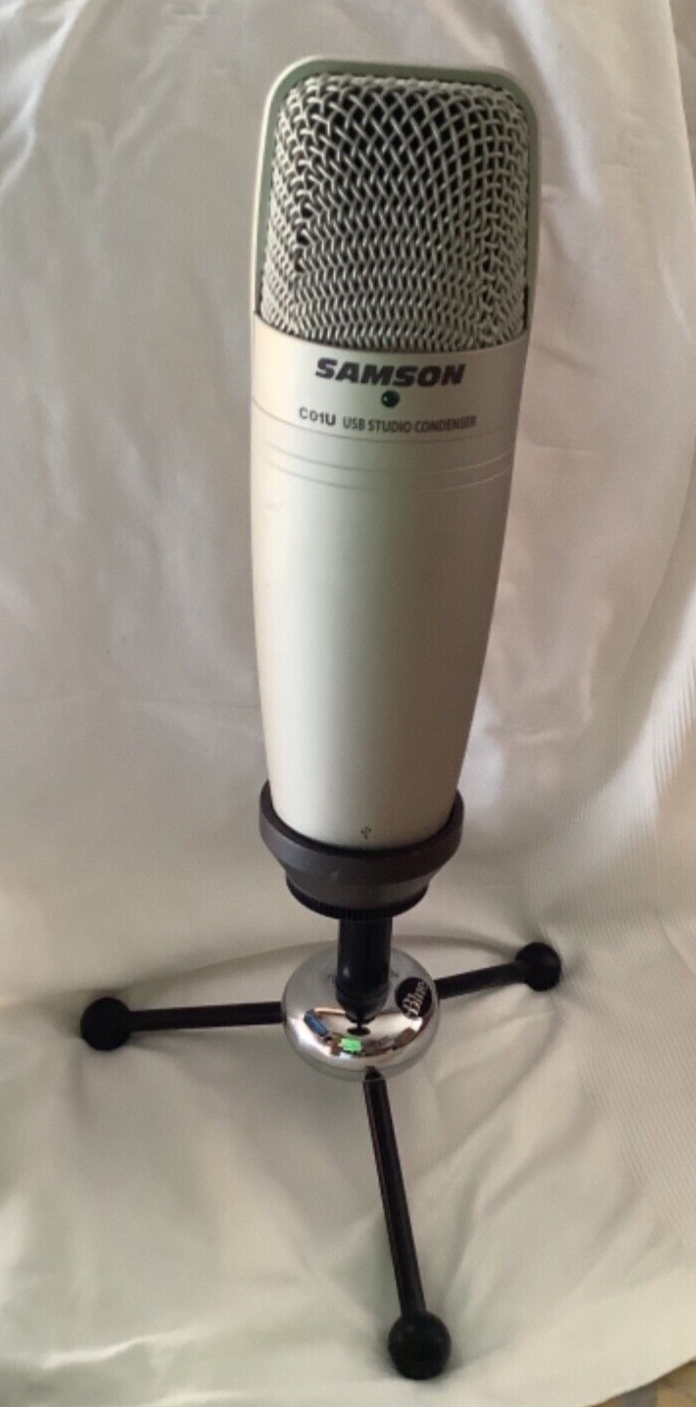 Samson C01U USB Studio Condenser Professional Microphone w/Stand